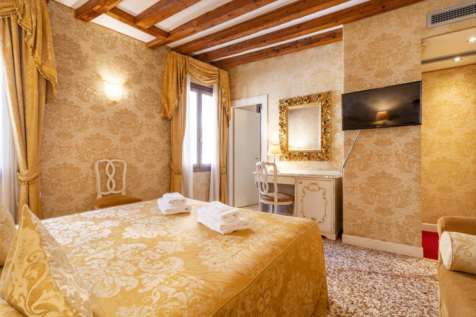Residence Ca' Di Malta Arsenale By Wonderful Italy ヴェネツィア エクステリア 写真