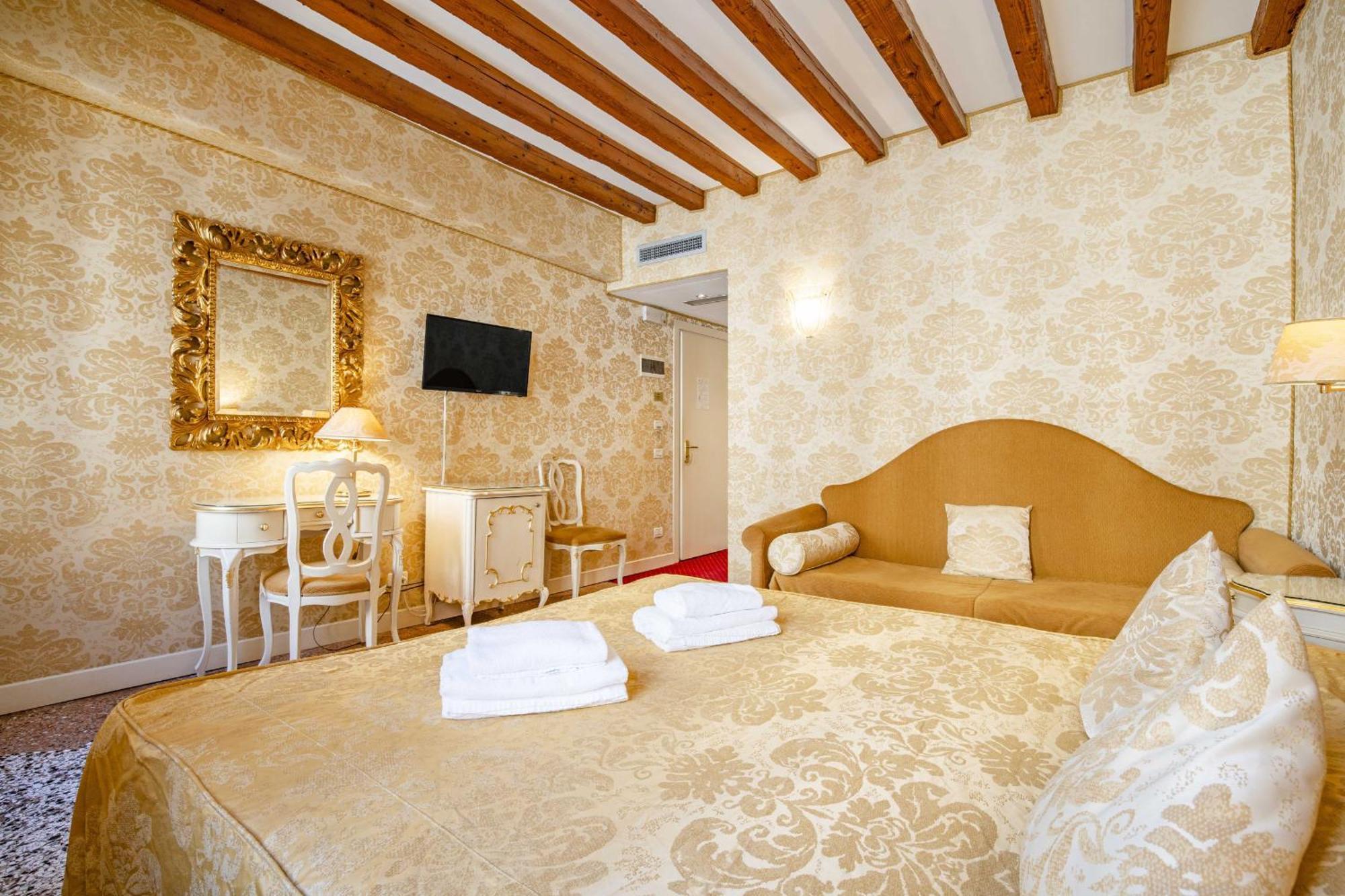 Residence Ca' Di Malta Arsenale By Wonderful Italy ヴェネツィア エクステリア 写真